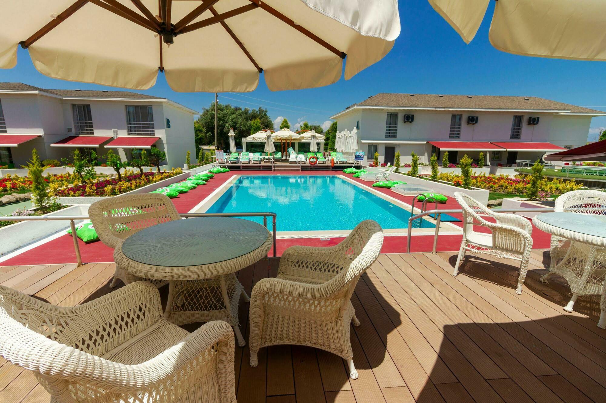 Vela Garden Resort Чесме Екстериор снимка